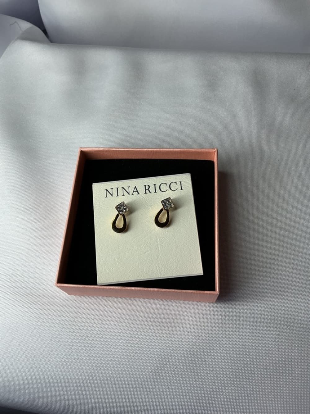 ⭐ Nina Ricci Gold Tone Drop Earrings Rhinestone Tortoise Designer Vintage Chic - Thumbnail 2