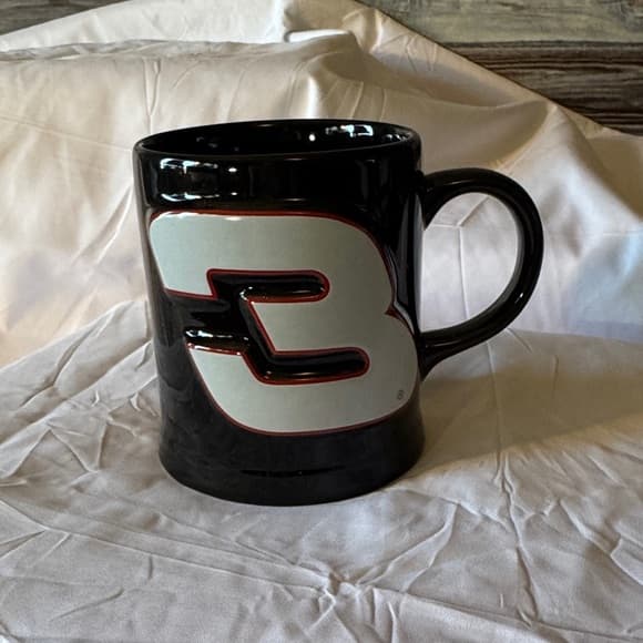 Black Mug with Number Design - Thumbnail 6