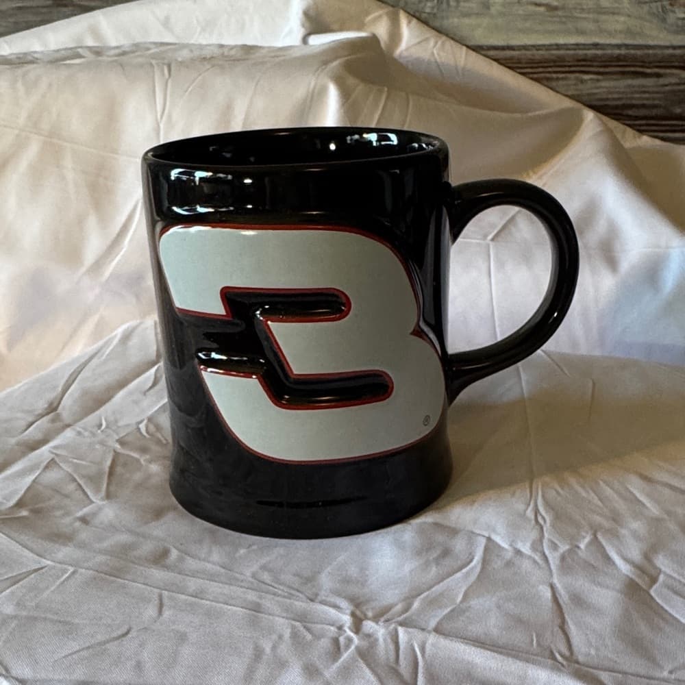Black Mug with Number Design - Thumbnail 5