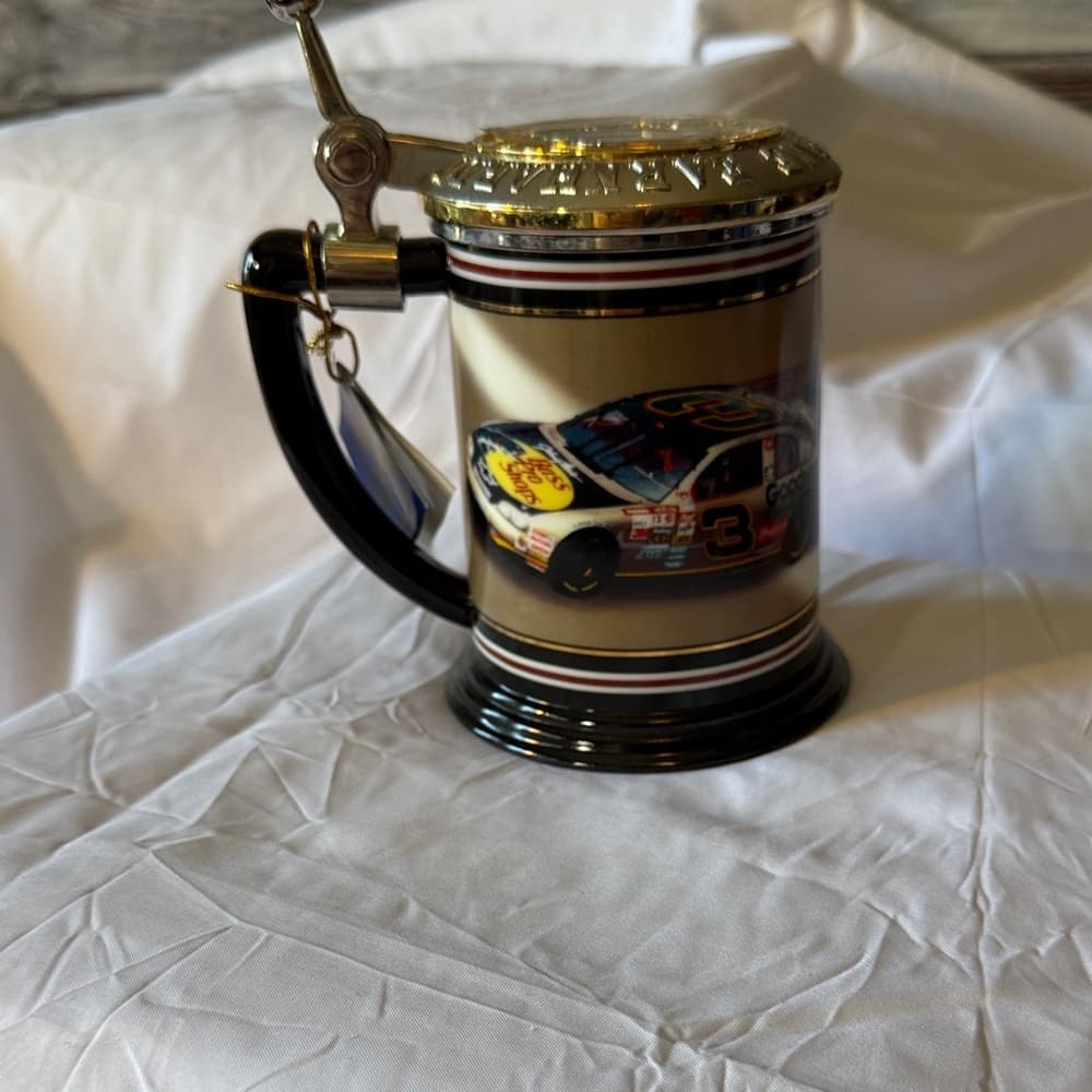 Dale Earnhardt Commemorative Beer Stein with Gold Lid - Thumbnail 8