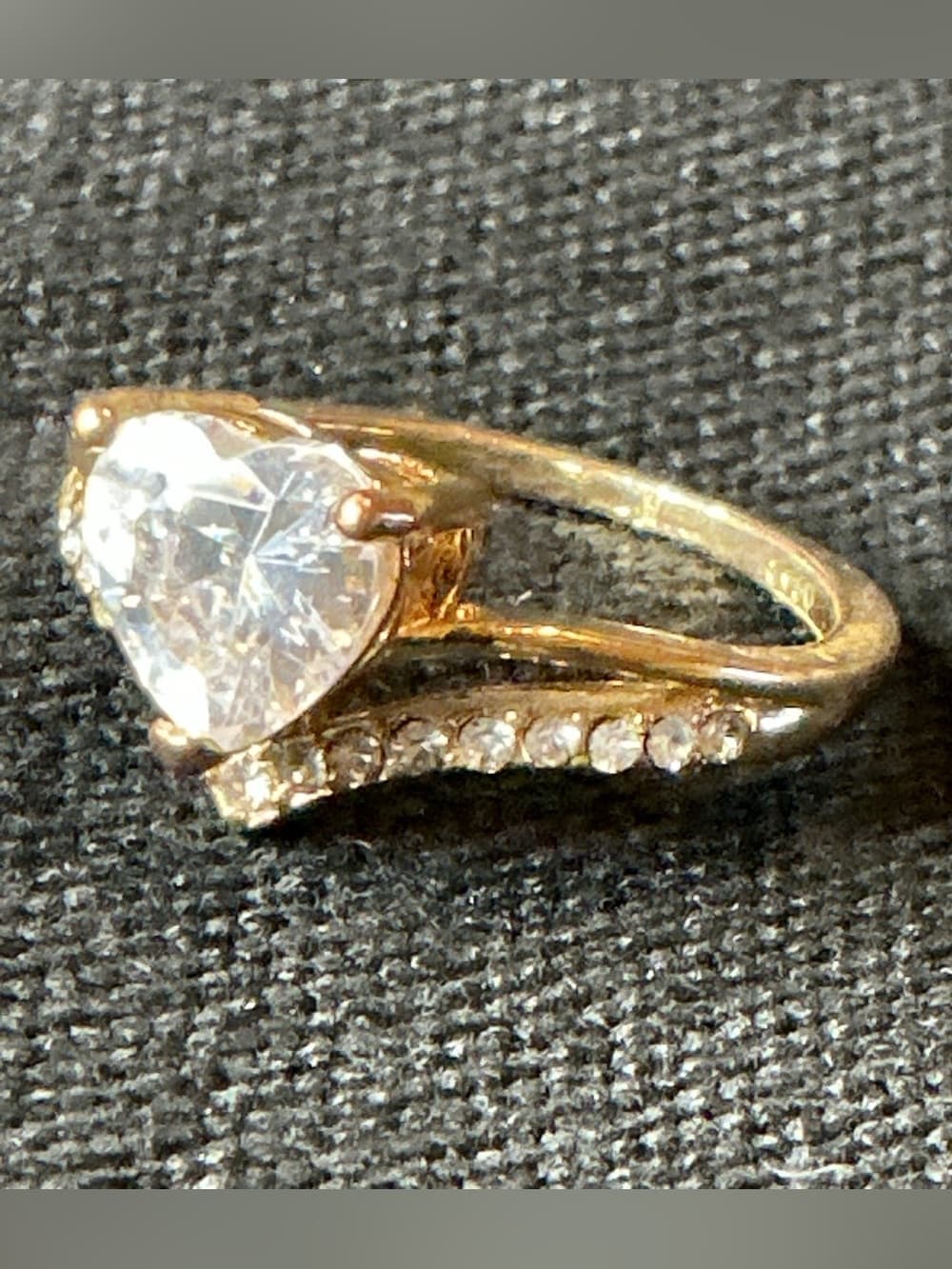 ★ Gold Tone Heart Cut CZ Ring Rhinestone Wrap Band Romantic Glam