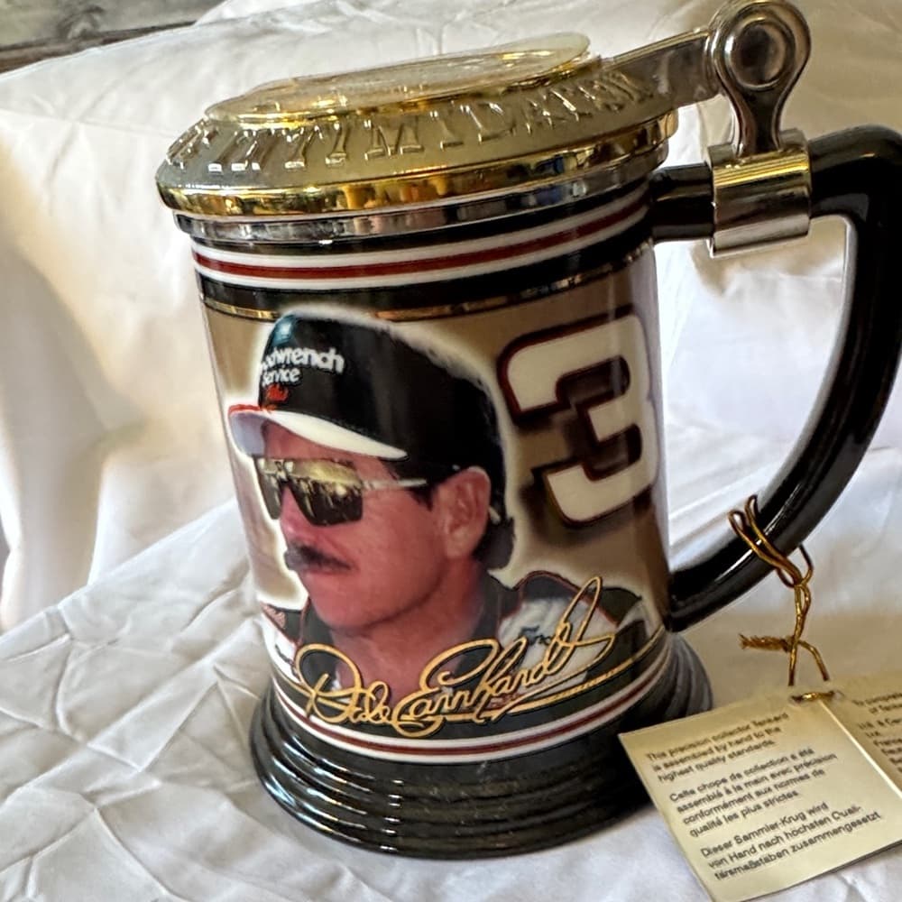 Dale Earnhardt Commemorative Beer Stein with Gold Lid - Thumbnail 3