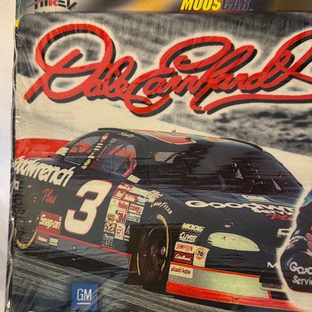 NASCAR Goodwrench Racing Mouse Pad - Black and Red. - Thumbnail 2