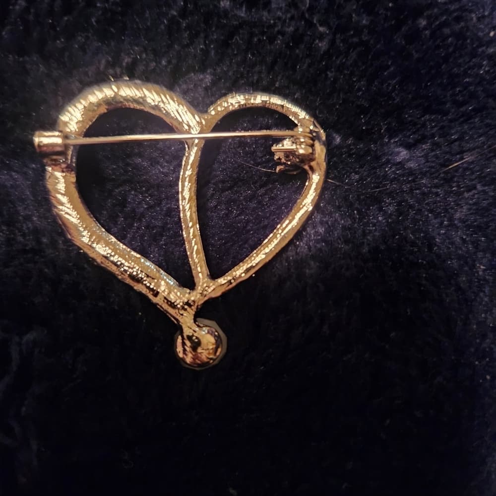 Vintage Double Heart Rhinestone Brooch with Opal Accent Gold Tone - Thumbnail 3
