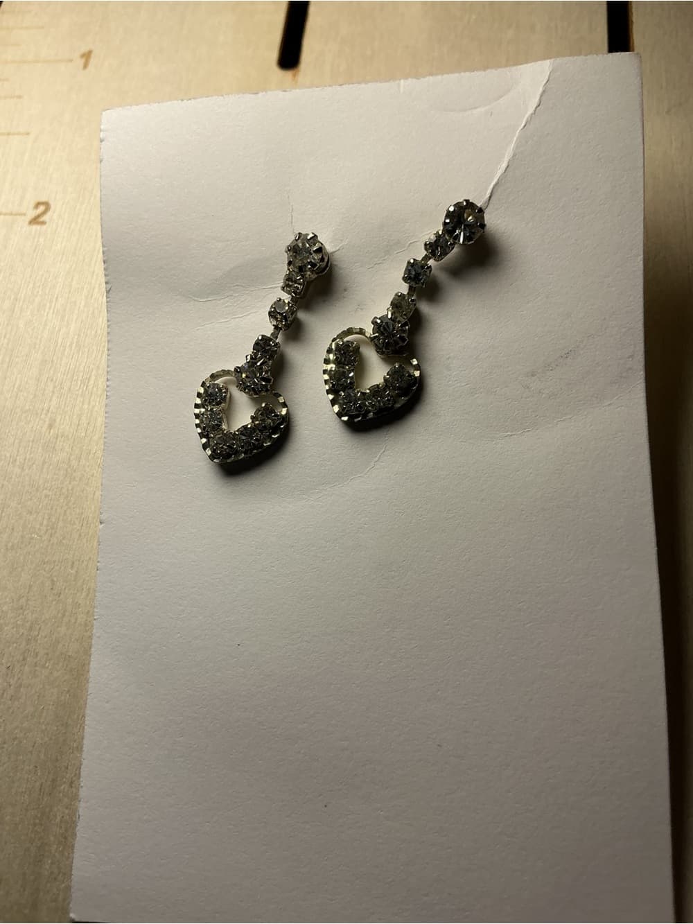 ⭐ Vintage Style Rhinestone Heart Drop Earrings Silver Tone Glam - Thumbnail 2