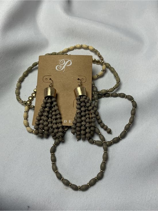 ★ Boho Wood Bead Tassel Earrings & Stack Bracelet Set Neutral Gold - Thumbnail 10
