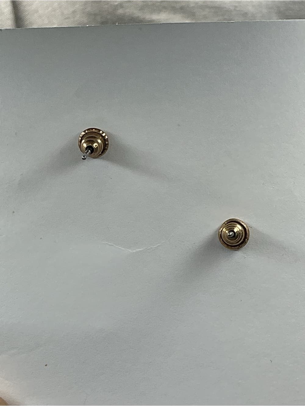⭐ Vintage Cameo Rhinestone Stud Earrings Victorian Glam Gothic Chic - Thumbnail 4