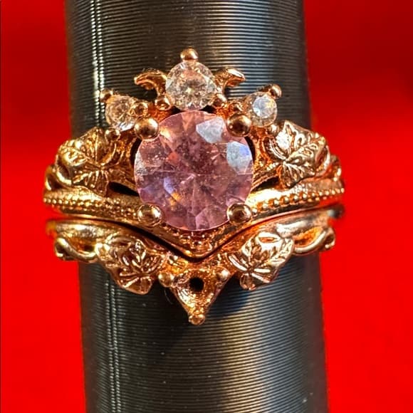 Exquisite Rose Gold Ring with Pink and White Accents - Thumbnail 5