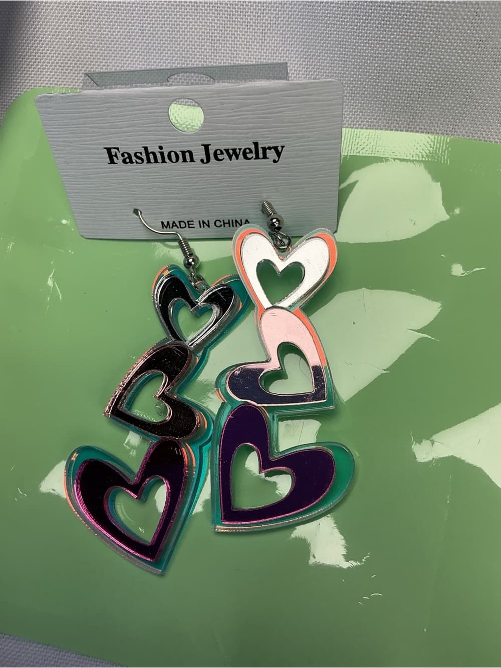 ★Y2K Triple Heart Acrylic Drop Earrings Pink Black Statement