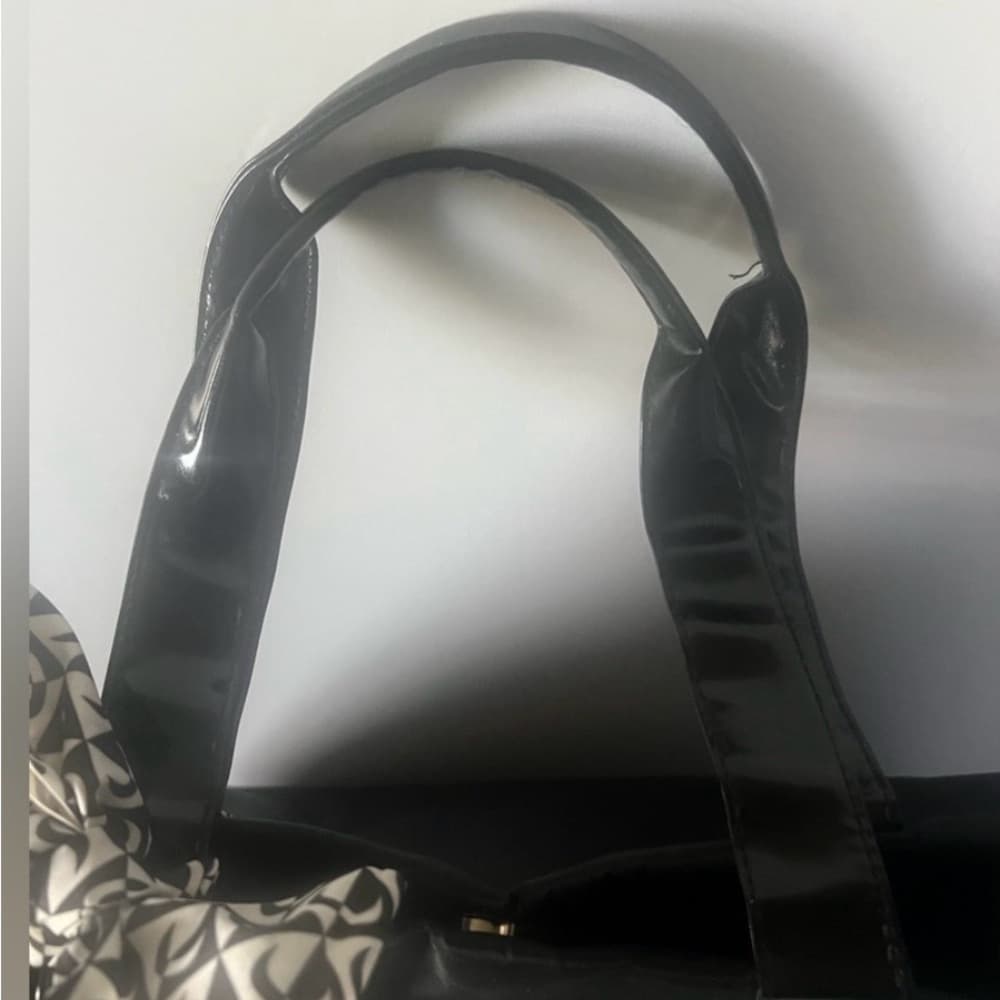 ⭐ Black Patent Trim Oversized Tote Bag Bow Accent Travel Carryall - Thumbnail 5