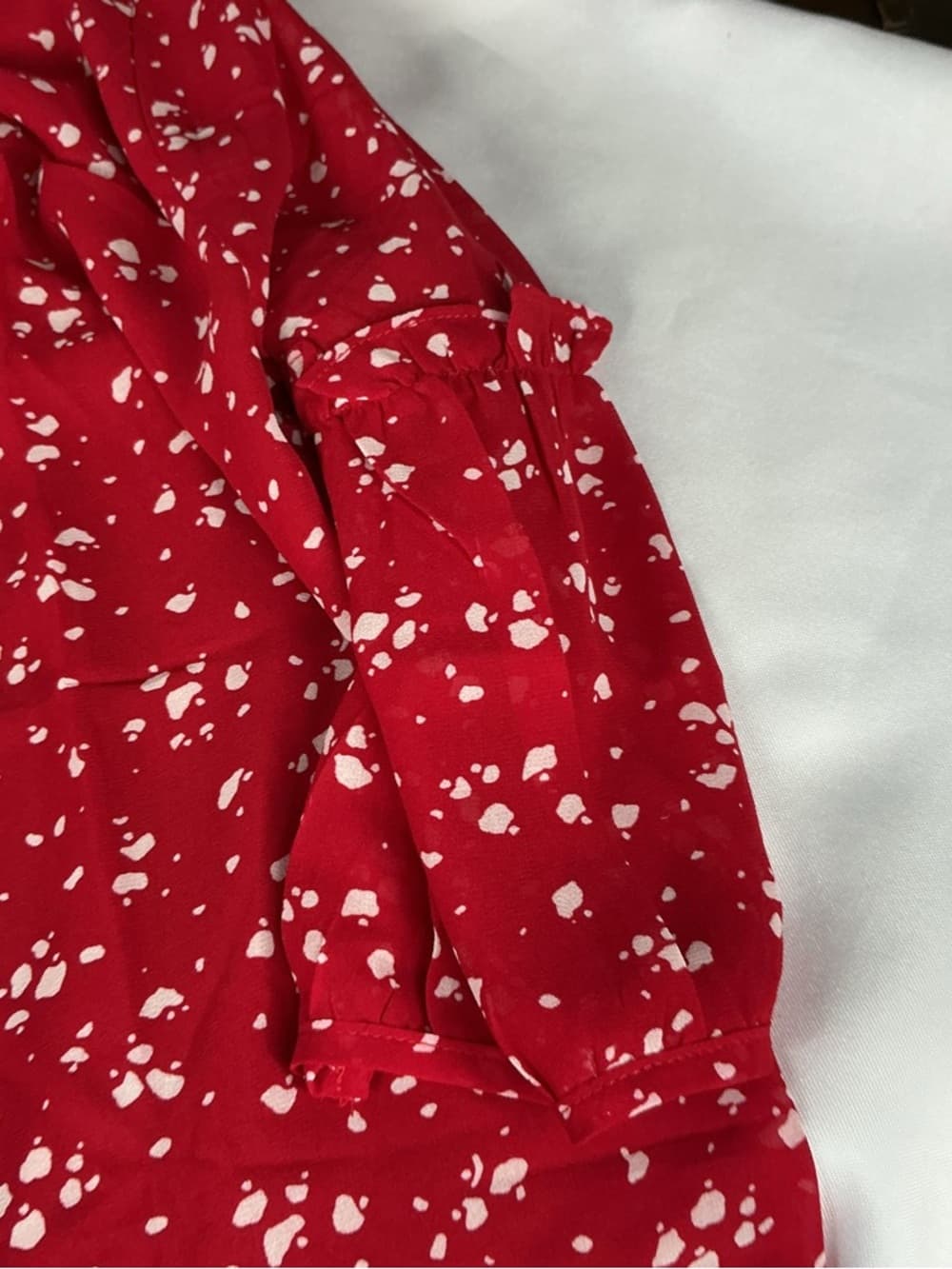 ⭐ NWT Timeson Red White Print Blouse Ruffle Sleeve Top XL - Thumbnail 3
