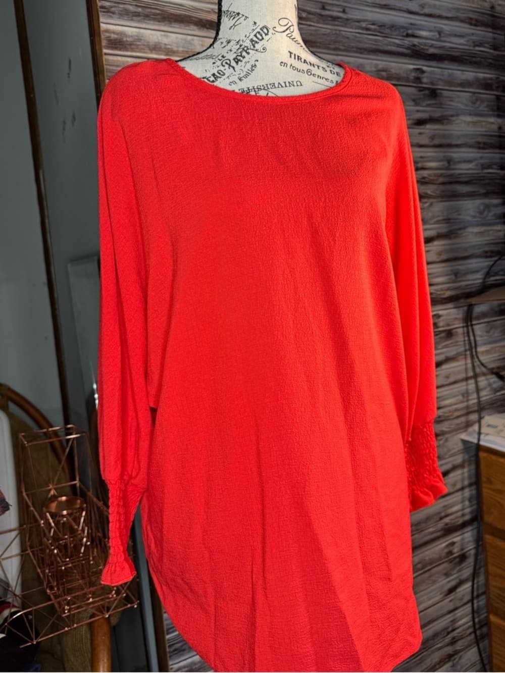 ⭐ Bright Red Textured Blouse XXL Long Sleeve Smocked Cuff Top - Thumbnail 7