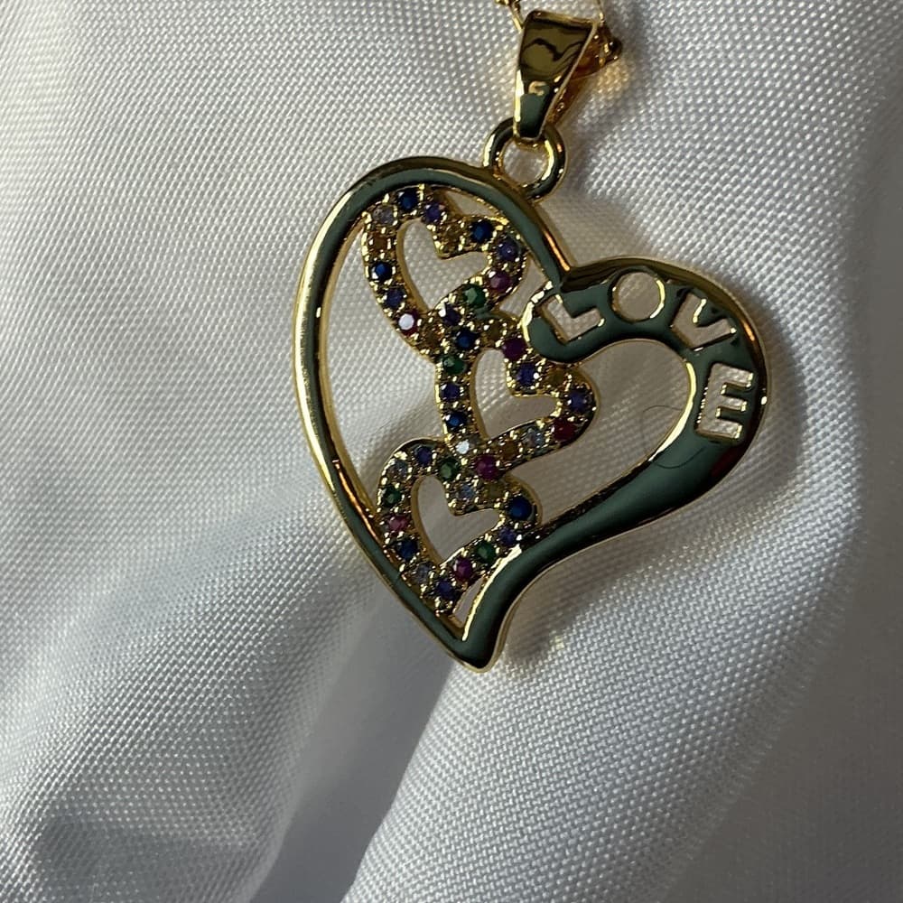 Gold Heart Pendant Necklace - Thumbnail 3