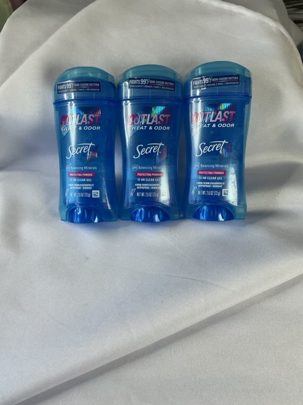 Secret Outlast Clear Gel Deodorant 3 Pack 72hr Protecting Powder - Thumbnail 2