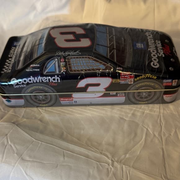 Dale Earnhardt Sr. Collector tin - Thumbnail 5