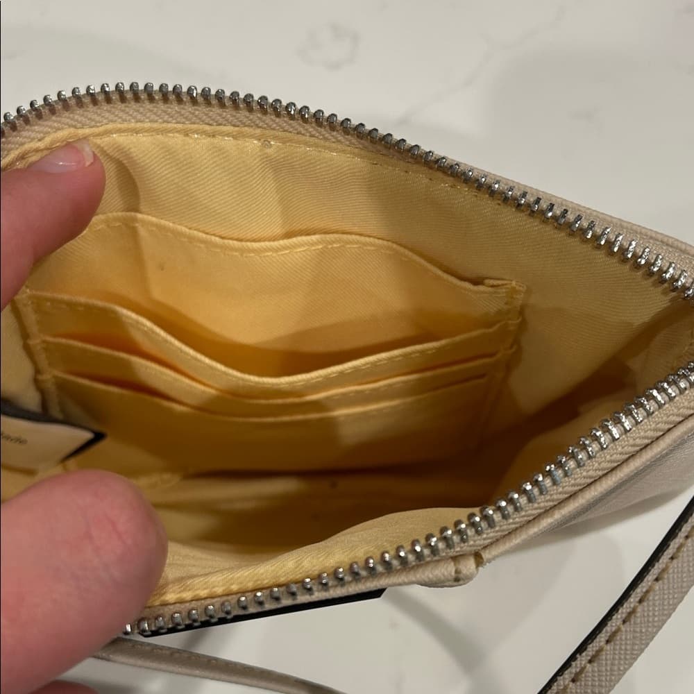 ⭐ Dana Buchman Beige Wristlet Clutch Wallet Organizer Neutral Everyday Bag - Thumbnail 7