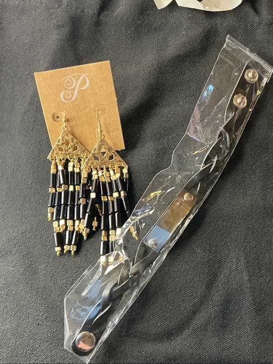 ★ Black Beaded Fringe Earrings & Snap Bracelet Boho Bundle - Thumbnail 3