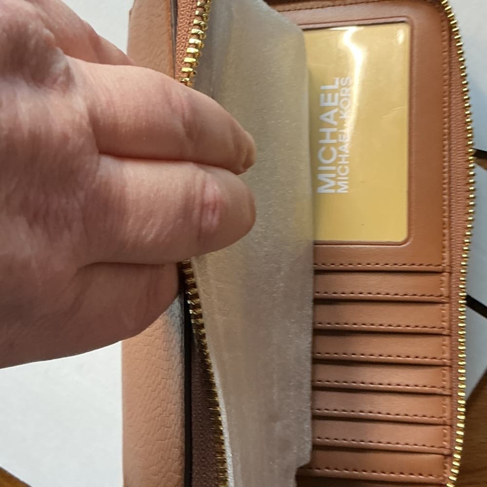 ★ Steve Madden Brown Chevron Wallet Clutch Gold SM Logo NWT - Thumbnail 4