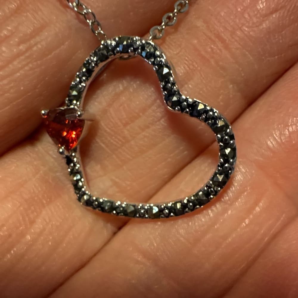 Silver and Red Pendant Necklace - Thumbnail 2