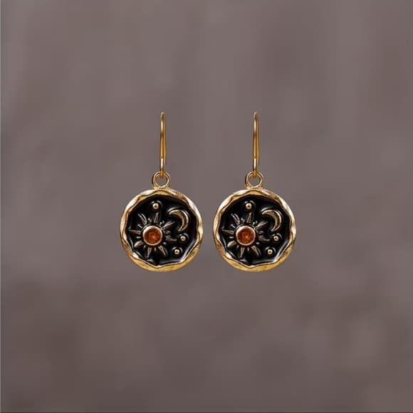 Elegant Gold and Black Floral Earrings - Thumbnail 3