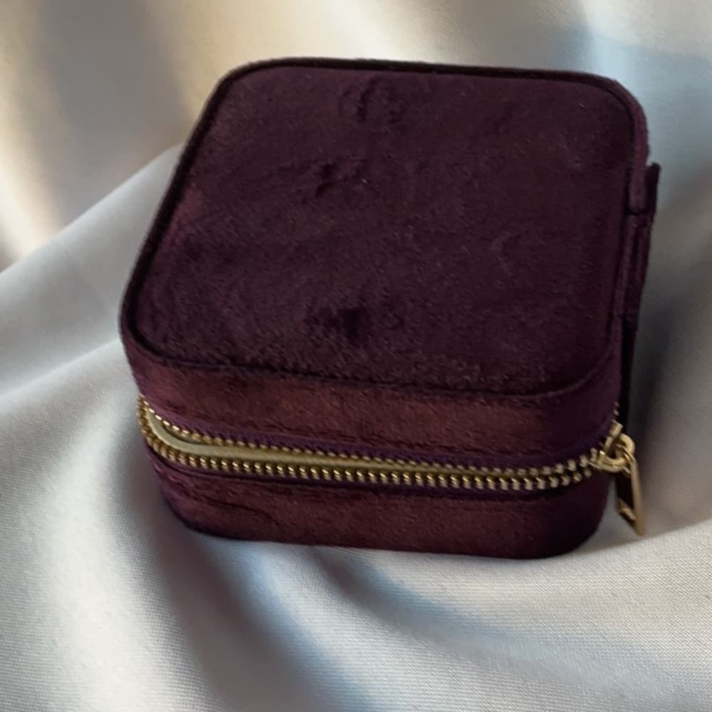 Velvet Travel Jewelry Case Organizer Burgundy Zip Compact Storage Bo - Thumbnail 7