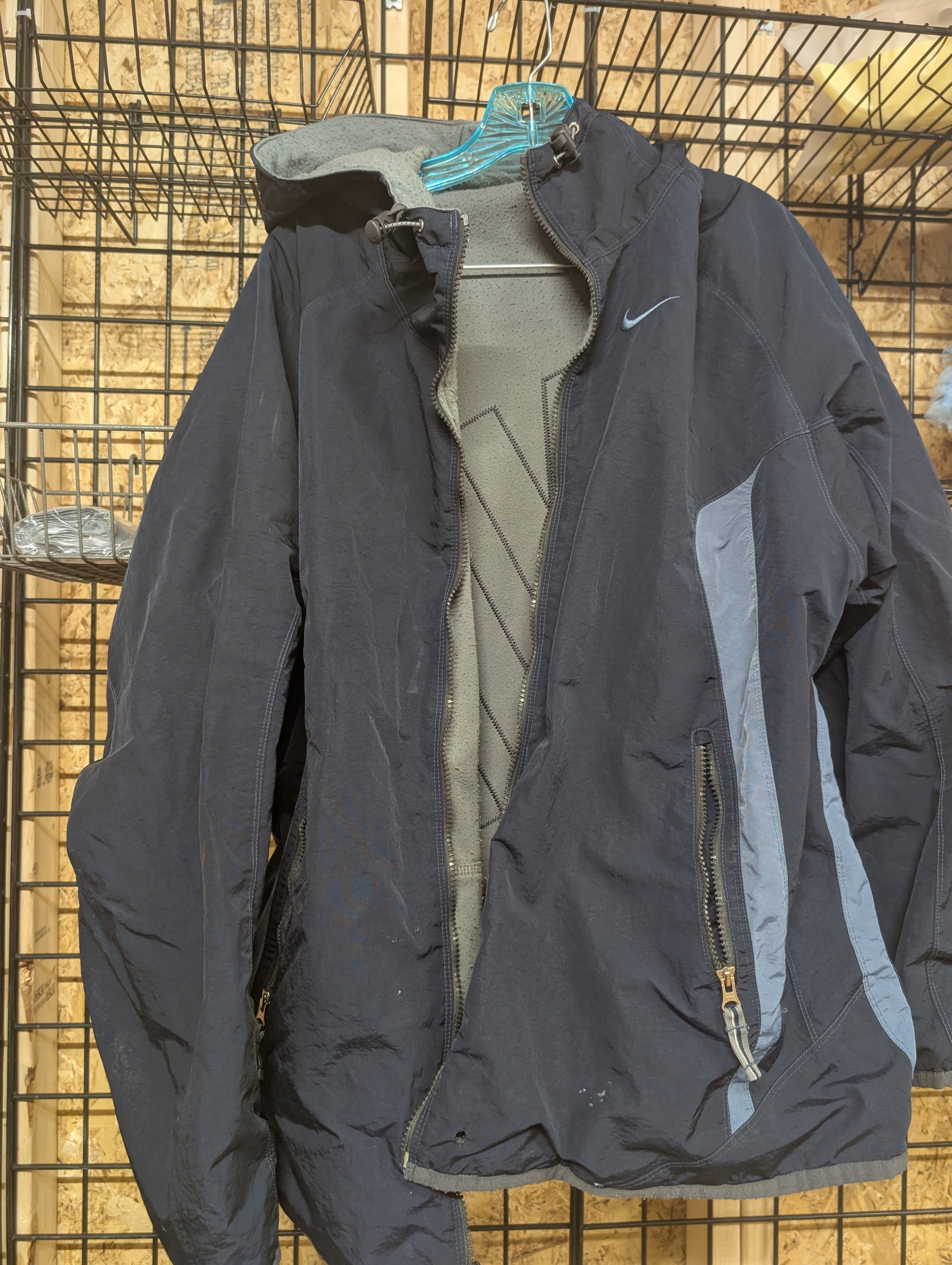 Nike Men's Hooded Jacket with Logo Detail L - Thumbnail 5
