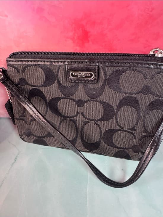 ★Coach Black Signature Wristlet Zip Pouch Mini Clutch Handbag - Thumbnail 9