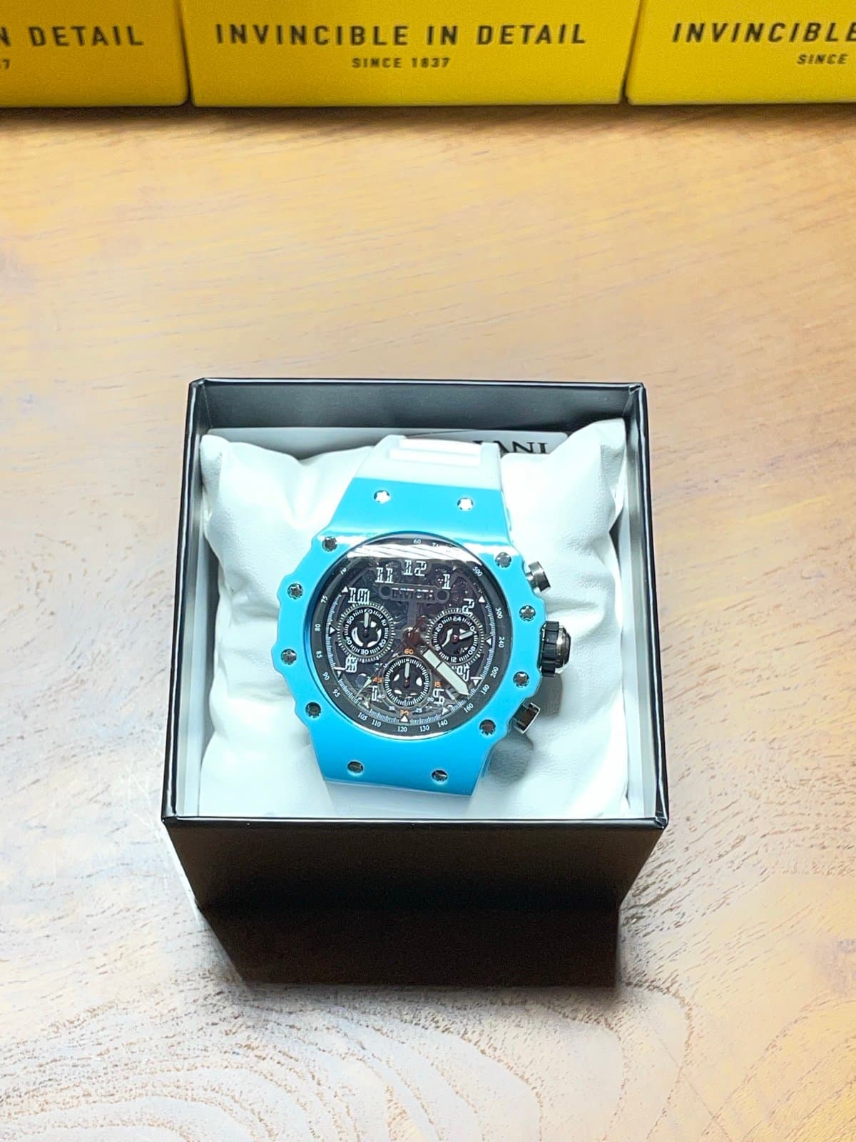 Invicta Racing Vaulthan Men’s Watch 44mm White Blue 69673 - Thumbnail 9
