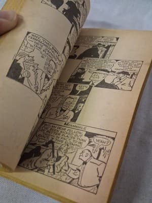 Dick Tracy: His Greatest Cases No. 2 Snowflake And Shaky- PB First Printing 1975 - Thumbnail 2