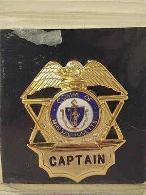 Cadet MFG. Captain Badge Pin Comm Of Massachusetts. - Thumbnail 2
