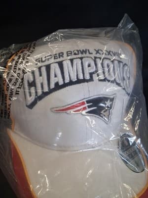 New England Patriots Super Bowl XXXVIII Champions Reebok Hat Cap NFL A Sealed - Thumbnail 3