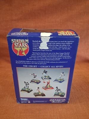 STADIUM STARS 1998 - CAL RIPKIN JR. - STARTING LINE UP LIMITED ED. ACTION FIGURE - Thumbnail 4