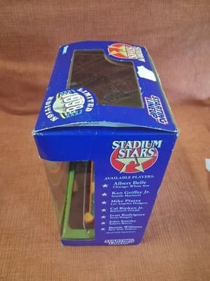 STADIUM STARS 1998 - CAL RIPKIN JR. - STARTING LINE UP LIMITED ED. ACTION FIGURE - Thumbnail 6