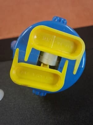 Vintage BLUE TEAPOT WIND-UP TOY KN No 2811 MADE IN HONG KONG - Thumbnail 7