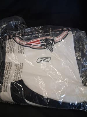 New England Patriots XXXVIIII Super Bowl Champions Ringer Reebok T-Shirt XXL NIP - Thumbnail 4