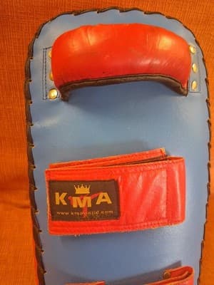 KMA - Thai Kicking Pad Set of 2 - Red & Blue - Martial Arts Practice Sparring - Thumbnail 12