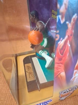 Hasbro Starting Lineup Backboard Kings Magic Johnson Basketball Action Figure - Thumbnail 6