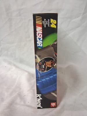 Vintage 2010 K'NEX Nascar 24 Jeff Gordon Dupont Car Building Set - Thumbnail 3