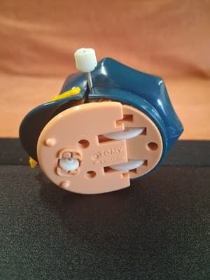 Vintage Tomy Police Hat Wind-Up To Mini-Pet Tomy Police Man RARE! toy As Is - Thumbnail 5