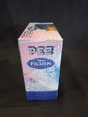 Disney Frozen Anna Elsa Pez Candy Dispenser Limited Edition Gift Box Rare - Thumbnail 2