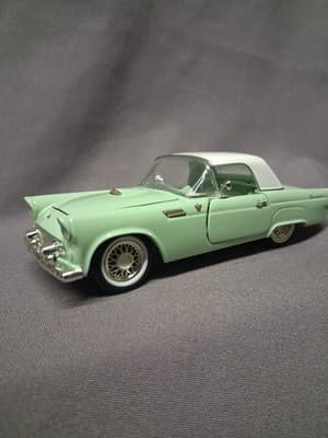 Arko Products 1955 Ford Thunderbird 1/32 scale diecast green - Thumbnail 6