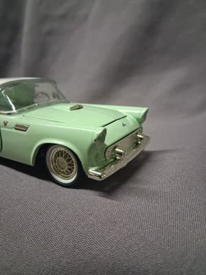 Arko Products 1955 Ford Thunderbird 1/32 scale diecast green - Thumbnail 2