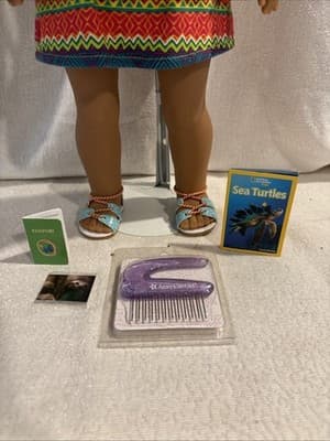 Beautiful Lea Clark Retired American Girl Doll 18" Includes Box and Accessories - Thumbnail 5