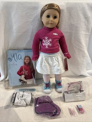 American Girl Mia (Rare Retired), Orig. Outfit, Ice Skates/Bag, Book- Exc. Cond.