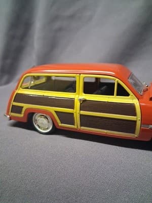 1949 Orange Ford Custom Woody Wagon Metal DieCast 1:32 Model Classic Car - Thumbnail 3