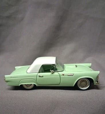 Arko Products 1955 Ford Thunderbird 1/32 scale diecast green
