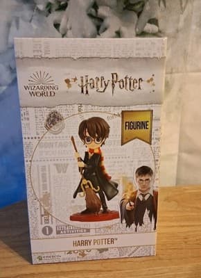 Enesco Wizarding World Harry Potter Figure NEW IN STOCK