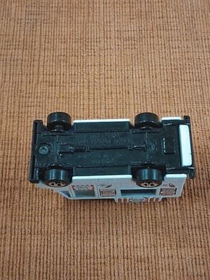 Hot Wheels 1983 Good Humor Ice Cream Truck #2 - Thumbnail 9