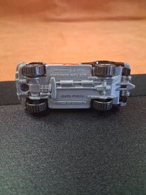 Isuzu Rodeo Black Red White Matchbox Rare Vintage - Thumbnail 8