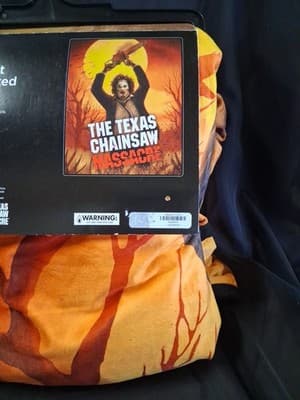 Officially Licensed The Texas Chainsaw Massacre 50x60 Spencer's Throw Blanket - Thumbnail 8